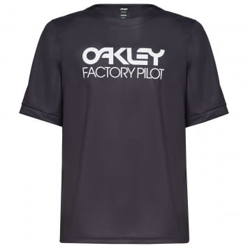 Oakley manufacturer 2024