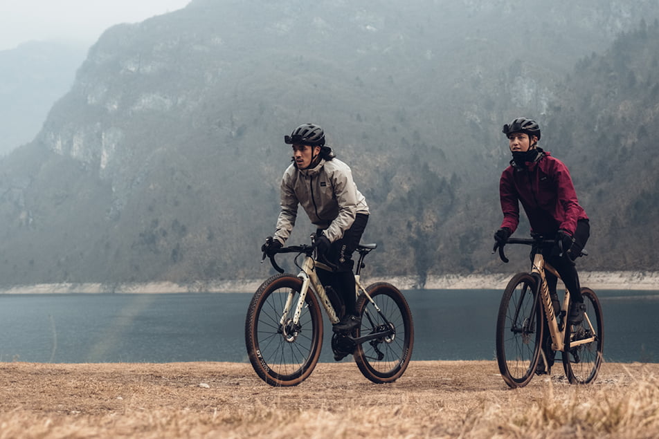 GRAVEL BIKE