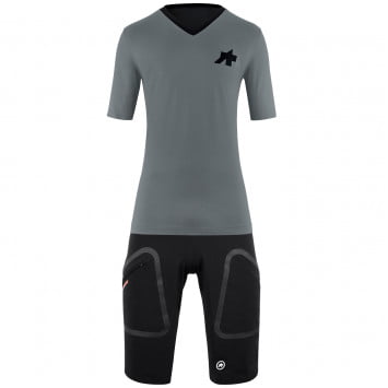 ASSOS  Set (2 articoli)  Tactica T5